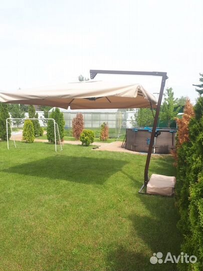 Зонт на боковой опоре 4х27