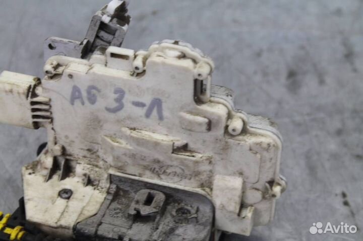 Замок двери задней левой Audi A6(C7)