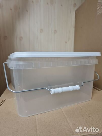 Контейнер пластиковый с крышкой 5.8л