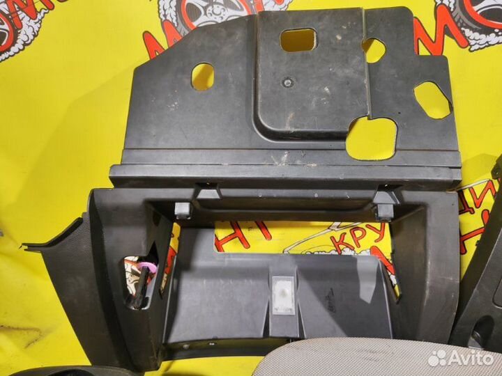 Пластик салона Chevrolet Cruze седан 1.6 2012