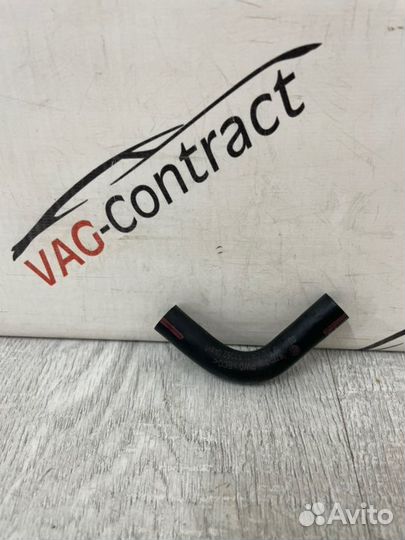 Патрубок вентиляции картерных газов Skoda Rapid