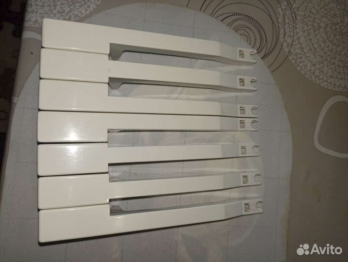 Запчасти и клавиатуры для синтезаторе korg Pa3x