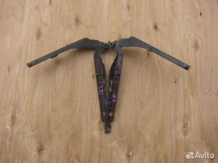 Кронштейны петли амортизаторы капота Volvo S60