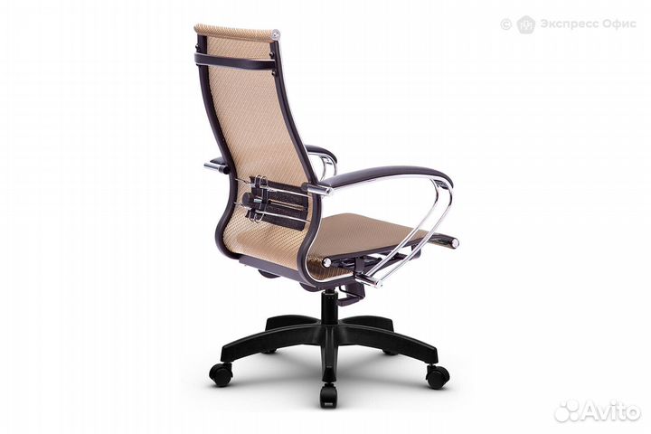 Кресло для руководителя Метта B 2m 9/K131 основани