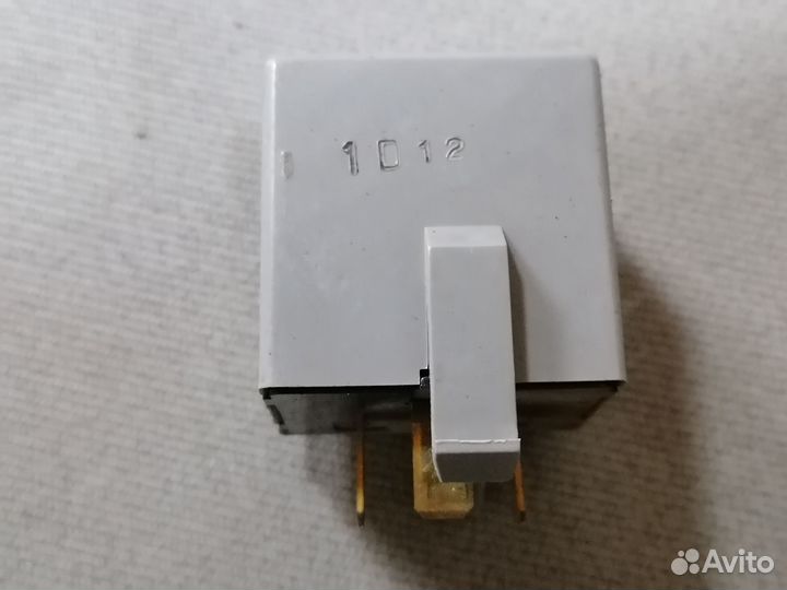 Реле поворота 3211-171-320 Mitsubishi