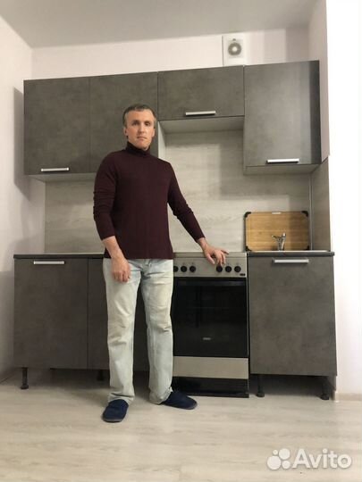 Мужчина с золотыми руками