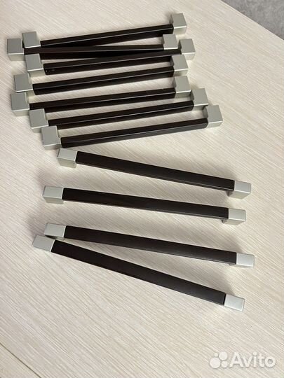 Мебельные ручки, крючки