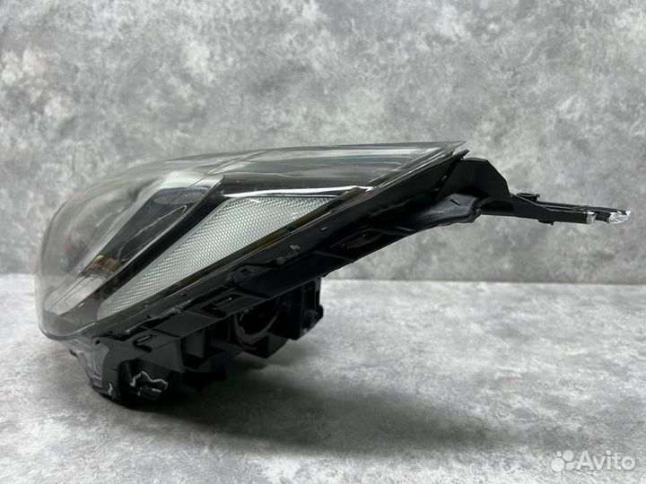 Фара левая Hyundai Solaris 2012 921014L000