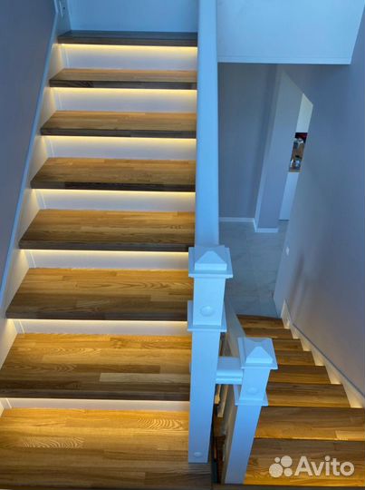 Автоматическая подсветка лестницы. Бегущий огонь