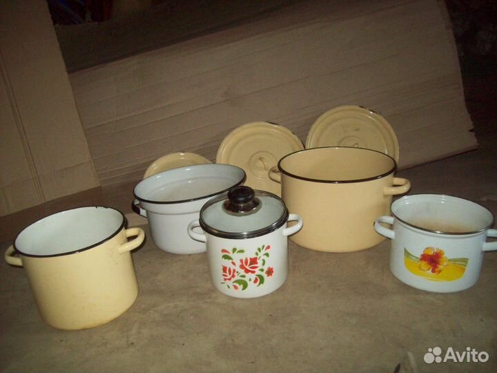 Посуда разн СССР кастрюли бидон сковорода дуршлаг