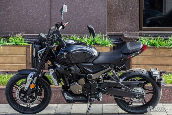 Мотоцикл voge 300ac