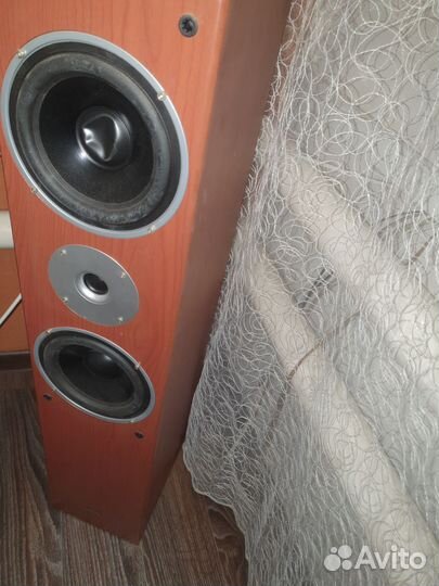 Усилитель Yamaha HTR-6030,приставка, колонки