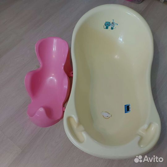 Ванночка для купания с горкой