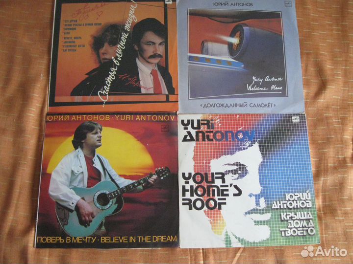 Много пластинок