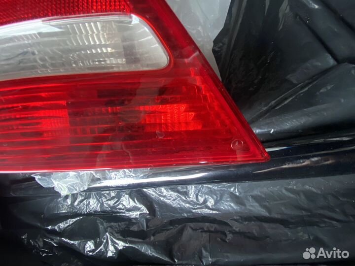 Задний фанарь w203