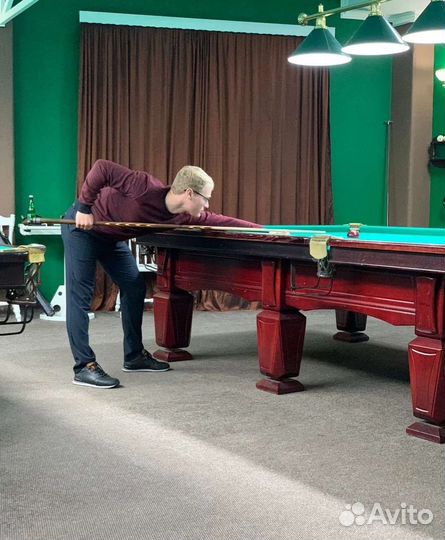 Тренер по бильярду