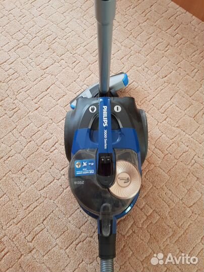 Пылесос безмешковый Philips Power Pro Эксперт