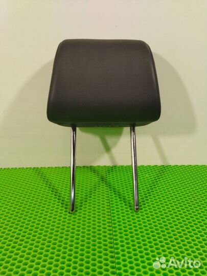 Подголовник передний Volkswagen Touareg NF 7P5