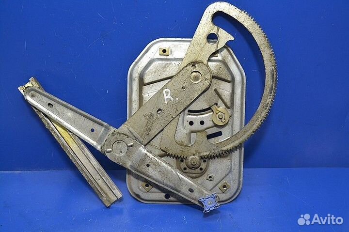 Механизм стеклоподъёмника, правый scania P-series