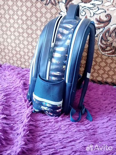 Портфель школьный