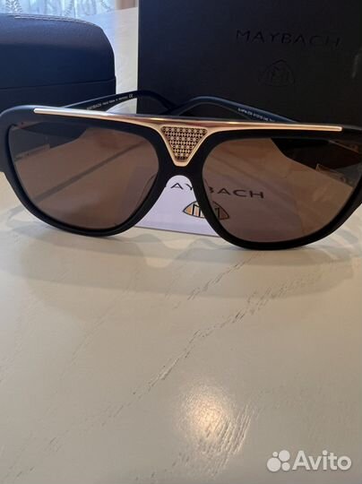 Солнцезащитные очки