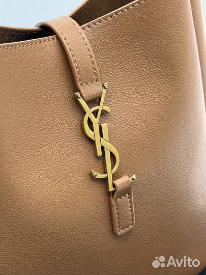 Сумка Yves Saint Laurent коричневая