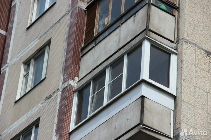 Остекление балкона в 137 серии