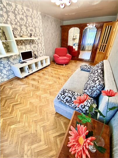 2-к. квартира, 60 м², 3/10 эт.