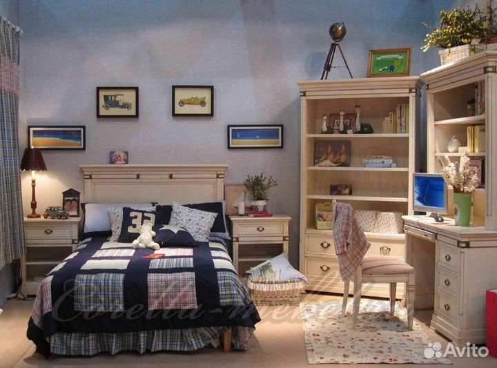 Компьютерный стол со шкафом белый из массива