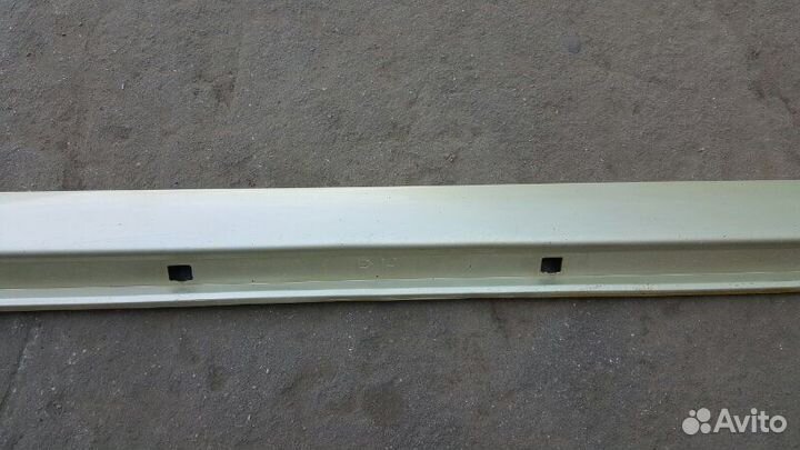 Накладка порога правая Subaru Forester SG5 EJ205