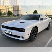 Dodge Challenger 3.6 AT, 2021, 13 800 км, с пробегом, цена 2 800 000 руб.