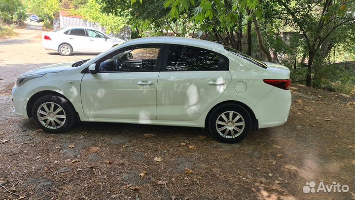 Kia Rio 1.4 AT, 2017, 250 000 км