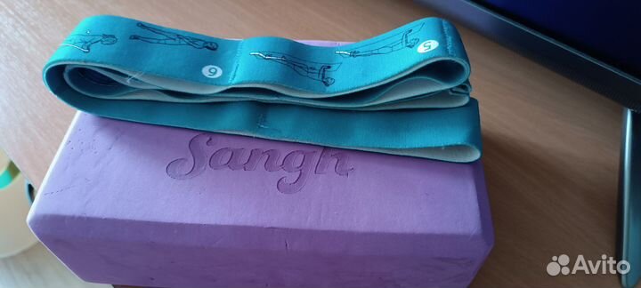 Гимнастический кубик и резинка