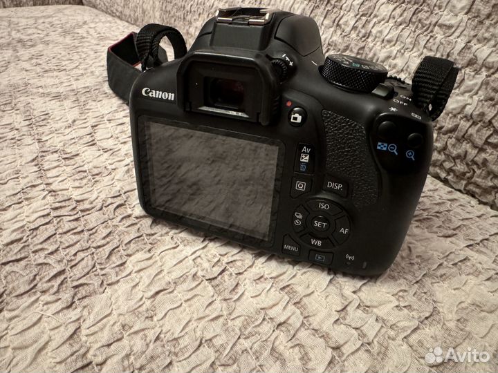 Canon 1300D