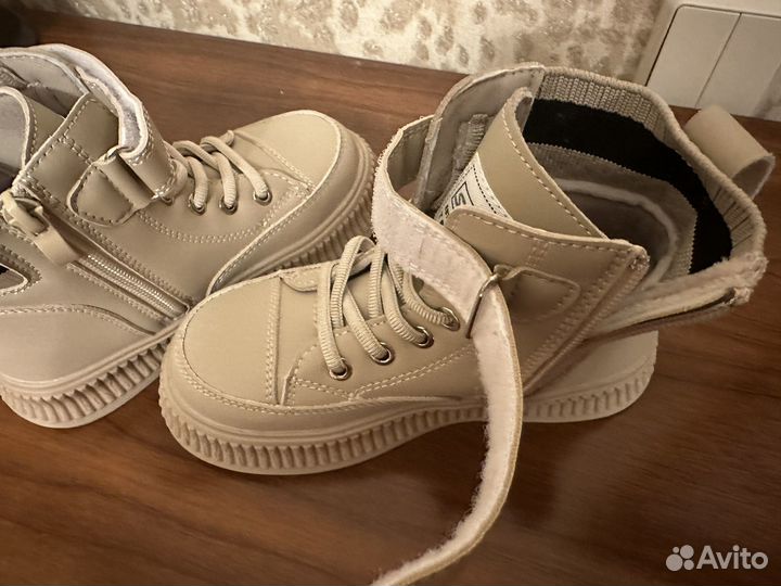 Ботинки демисезонные для девочки новые 30 размер