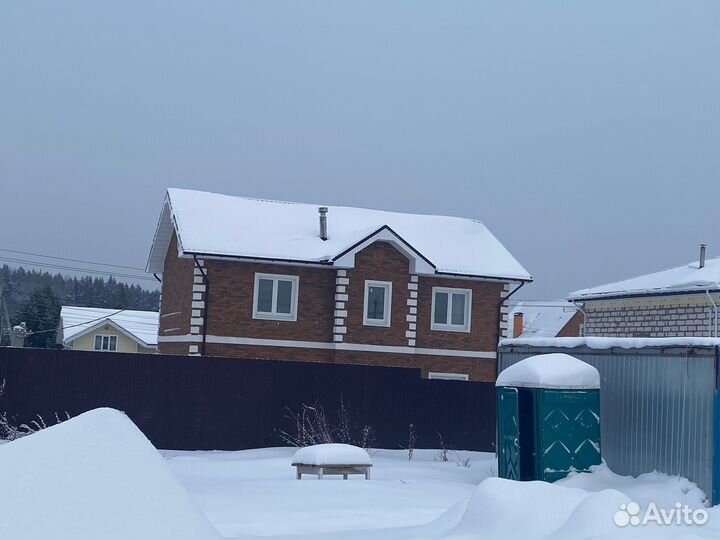 Бригада кровельщиков,ремонт крыши