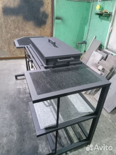 Мангал в стиле лофт с каменным столиком