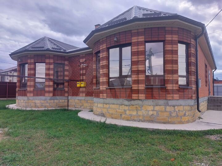 Коттедж 100 м² на участке 4,5 сот.