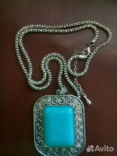 Цепь с кулоном