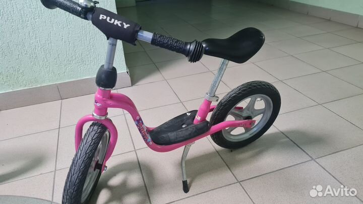 Продам беговел