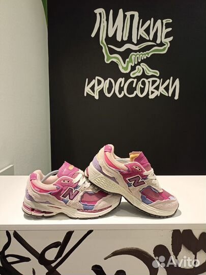 Кроссовки NB 2002R Protection Pack Pink Purple