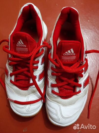 Кроссовки жен. adidas мод. 