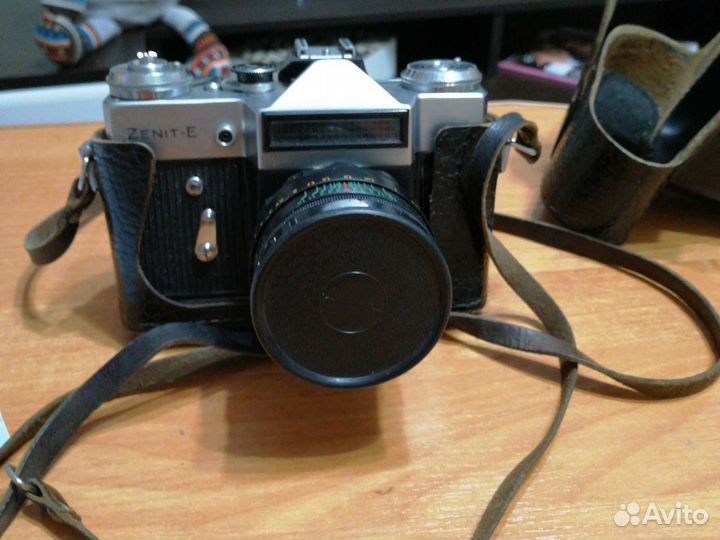 Плёночный фотоаппарат zenit-E