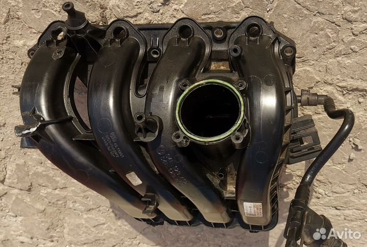 Впускной коллектор VW Polo 5 sedan рестайл