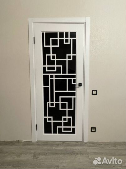 Двери межкомнатные с коробкой белые