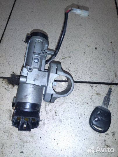 Замок зажигания Chevrolet Aveo T250