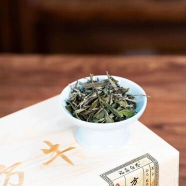 Белый чай Бай Му Дань