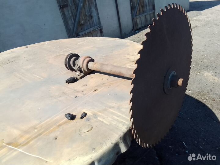 Вал на циркулярку