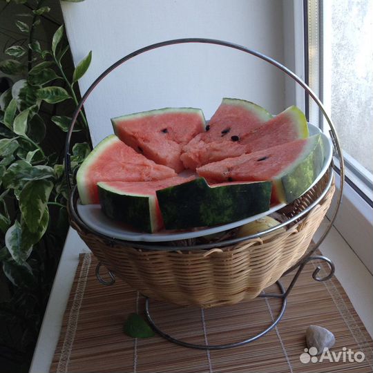 Столовый плетеный набор