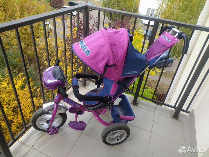 Трехколесный велосипед с родительской ручкой